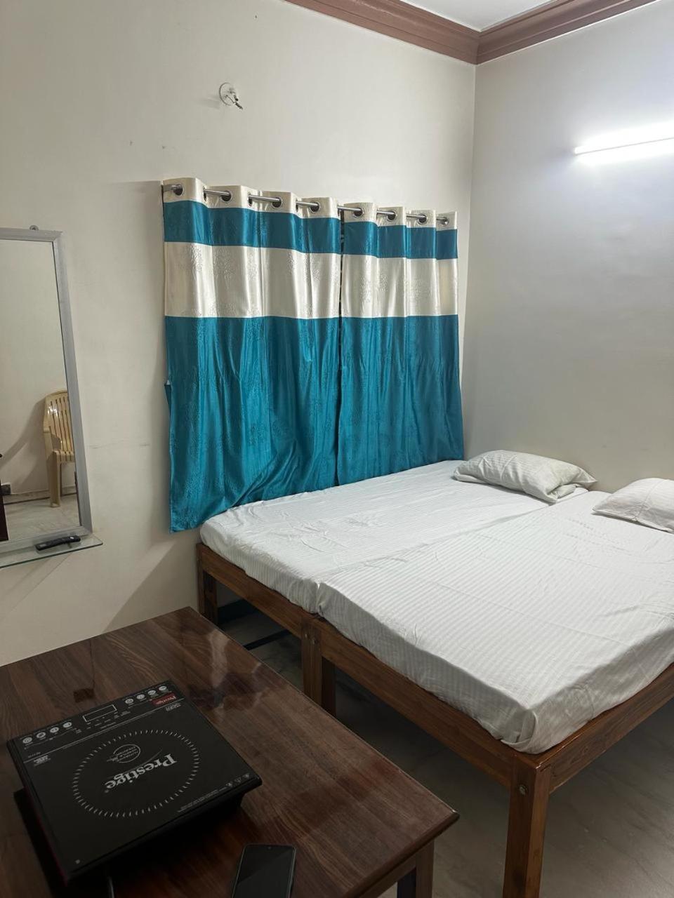 Temple View Home Stay Tiruvannámalaj Kültér fotó