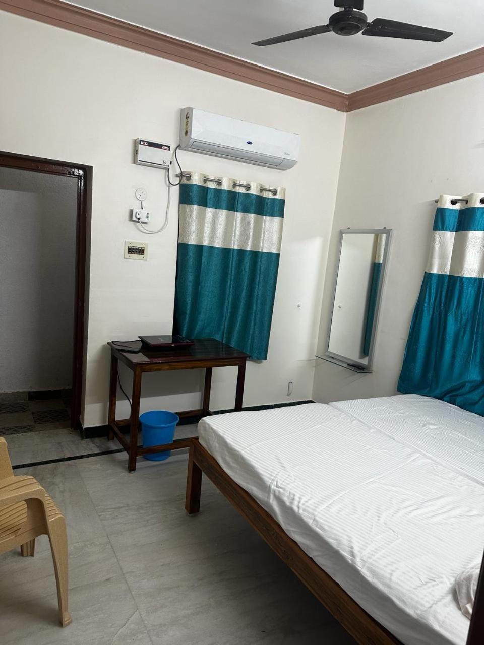 Temple View Home Stay Tiruvannámalaj Kültér fotó