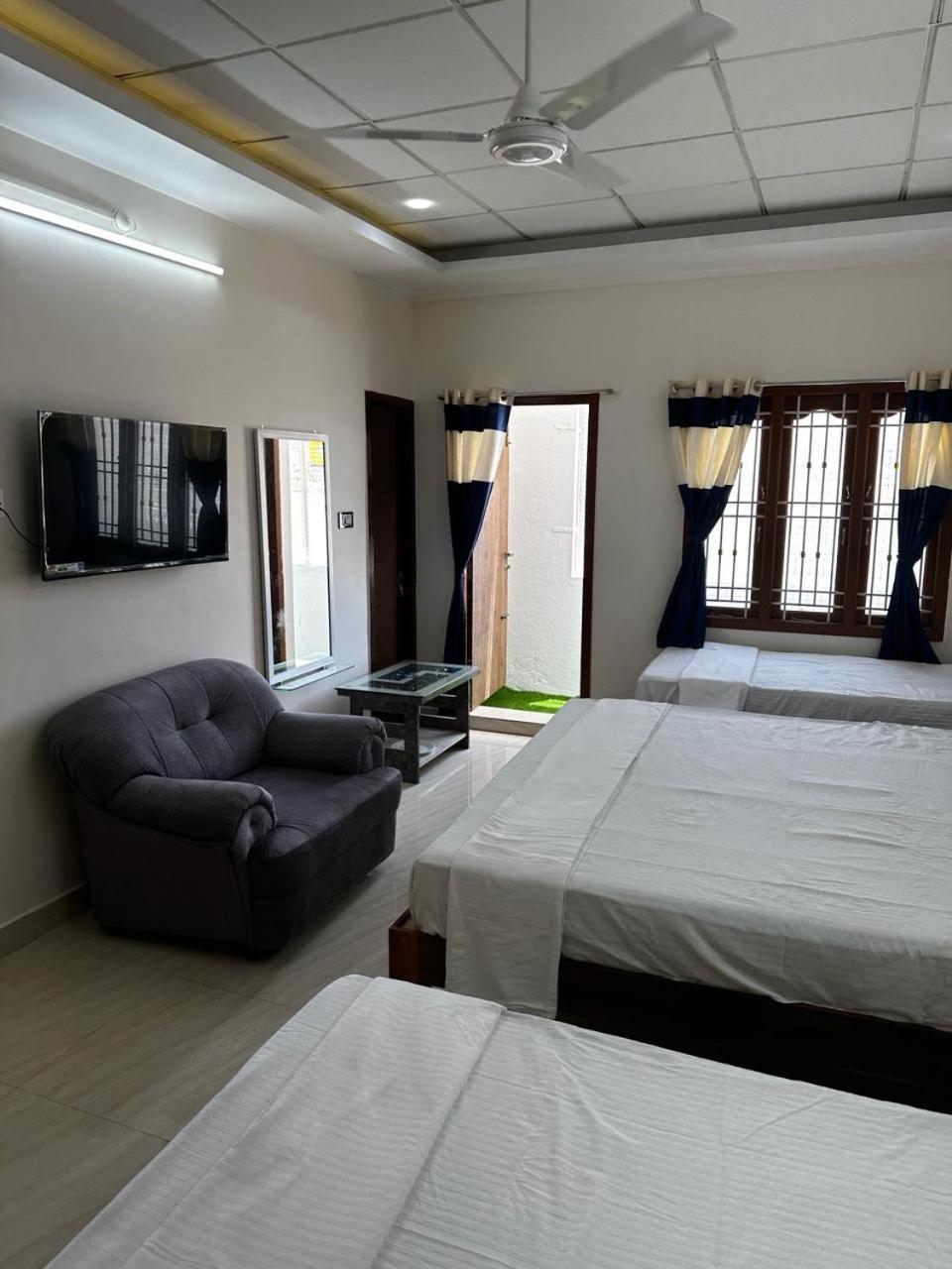 Temple View Home Stay Tiruvannámalaj Kültér fotó