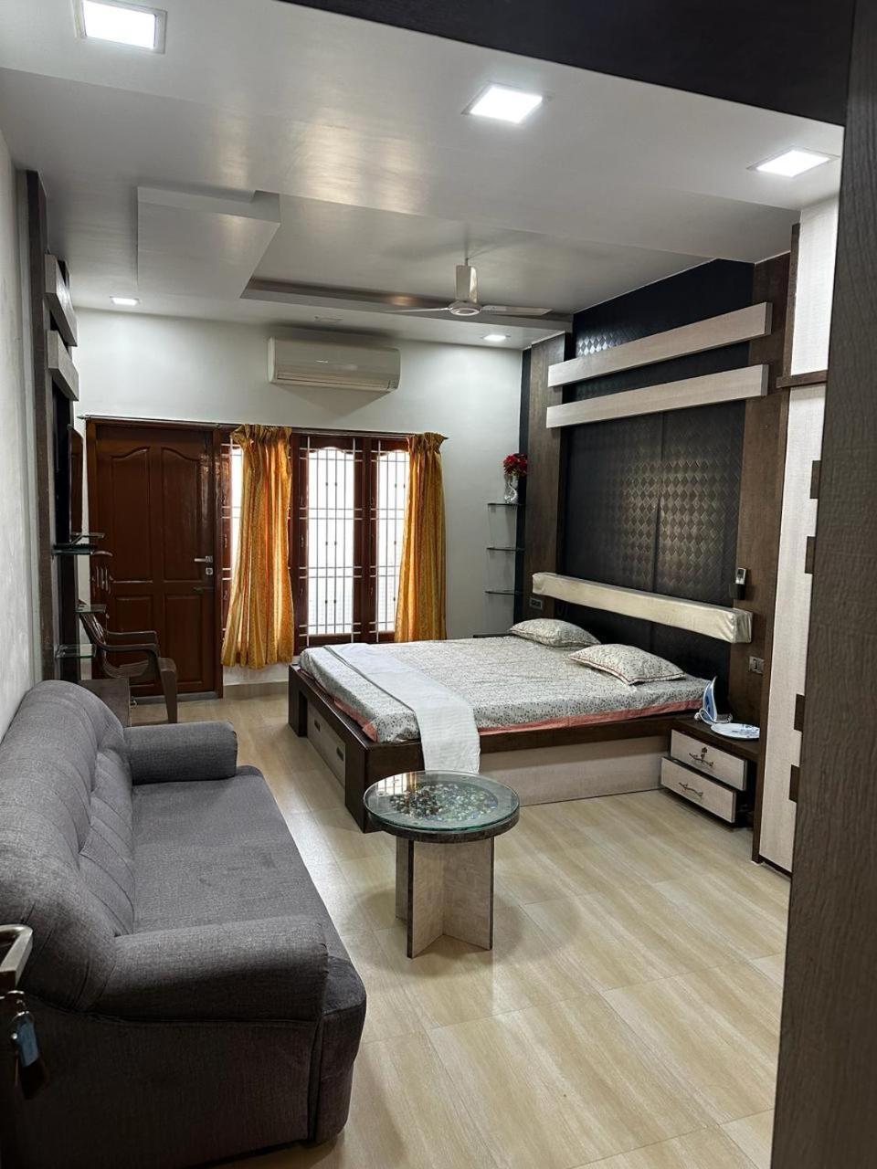 Temple View Home Stay Tiruvannámalaj Kültér fotó